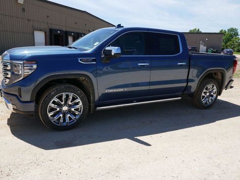 New 2026 GMC Sierra 1500 Denali AWD/4WD image 9