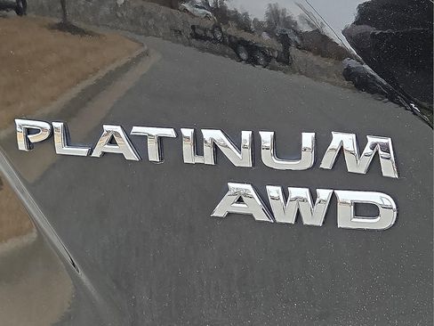 Used 2018 Nissan Murano Platinum image 9