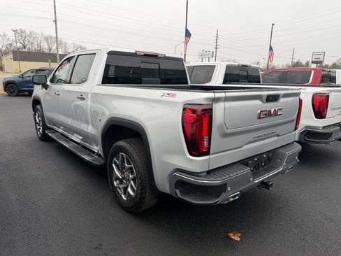 Used 2022 GMC Sierra 1500 SLT w/ SLT Premium Plus Package image 2