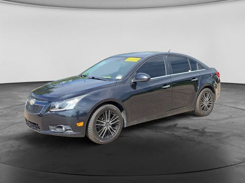 Used 2011 Chevrolet Cruze LT FWD image 3
