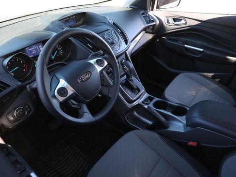 Used 2013 Ford Escape SE image 4