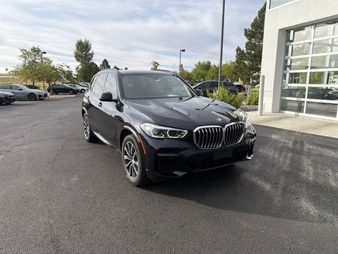 Used 2022 BMW X5 xDrive40i w/ M Sport Package AWD/4WD image 7