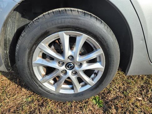 Used 2014 MAZDA MAZDA3 i Touring w/ Technology Package image 42