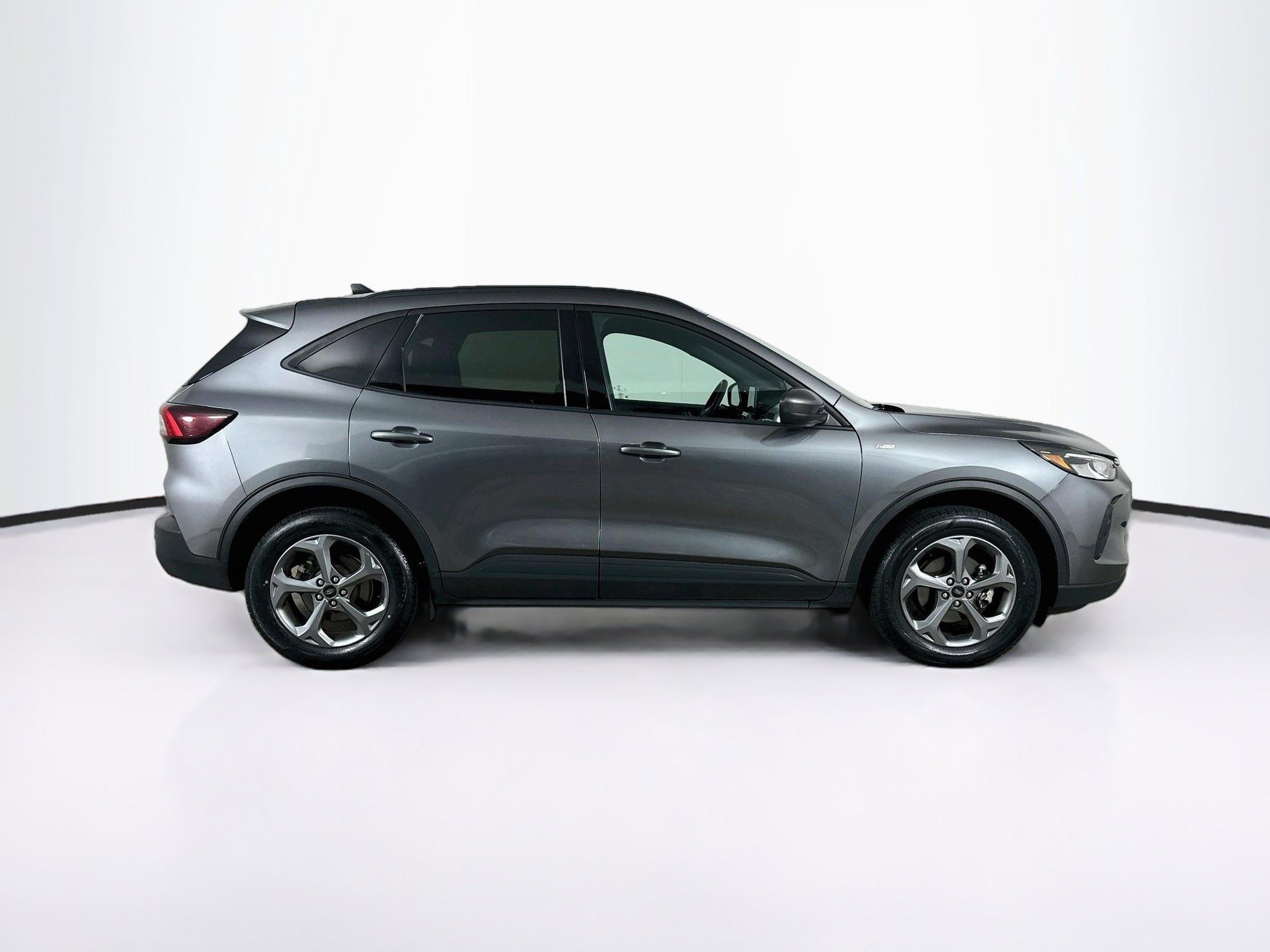 Used 2025 Ford Escape ST-Line Select AWD/4WD image 10