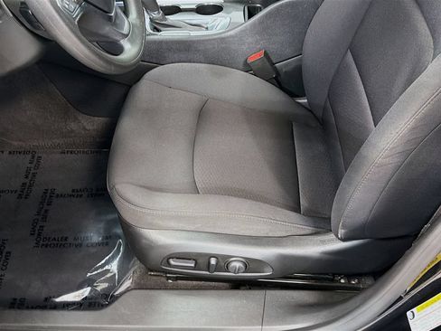 Used 2020 Chevrolet Malibu LT FWD image 20