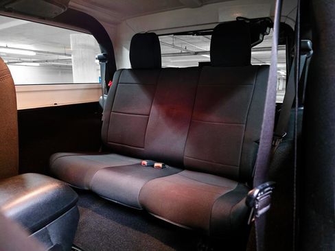 Used 2016 Jeep Wrangler Sport image 22