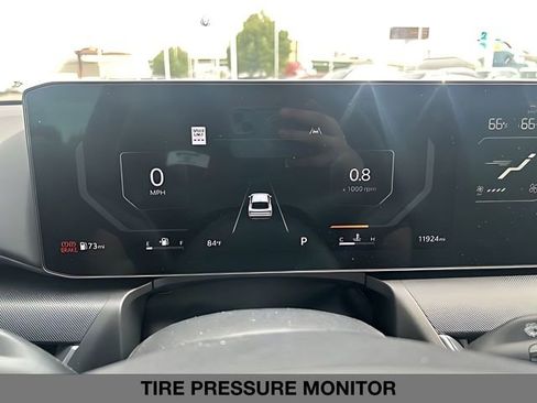 Used 2025 Kia K4 EX FWD image 19