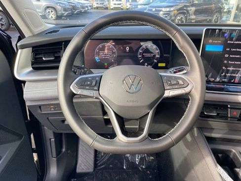 New 2026 Volkswagen Tiguan SE image 27