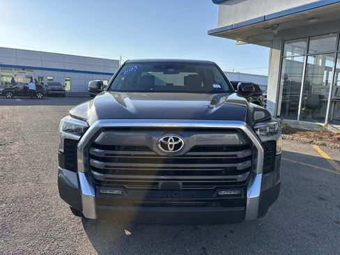 Used 2023 Toyota Tundra Limited image 2