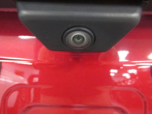 Certified 2021 Ford Escape SE w/ SE Sport Appearance Package image 21