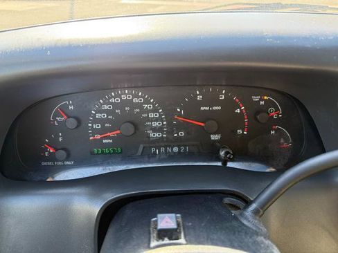 Used 2002 Ford F350 XLT image 16