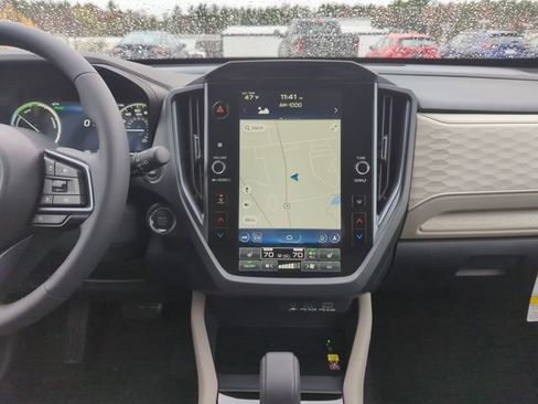 New 2025 Subaru Forester Limited image 17