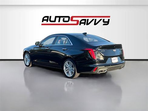 Used 2025 Cadillac CT4 Premium Luxury image 5