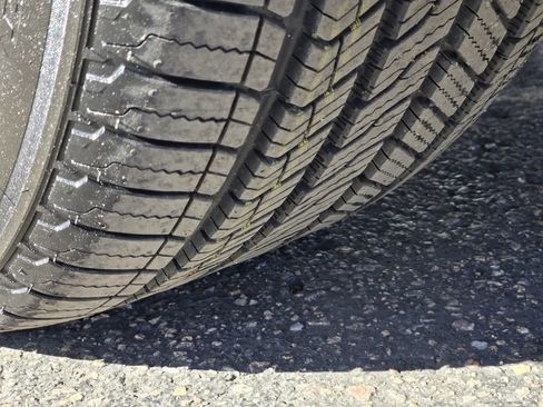 New 2026 BMW X5 xDrive40i w/ Climate Comfort Package image 12