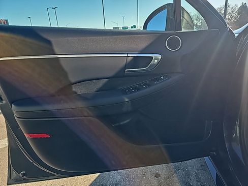 Used 2023 Hyundai Sonata SEL w/ Cargo Package image 10