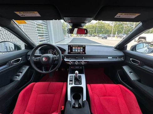 Used 2026 Honda Civic Type R image 13