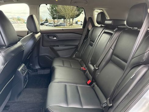 Used 2022 Nissan Rogue SL w/ SL Premium Package image 20