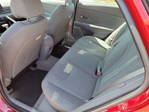 New 2025 Hyundai Elantra Sport image 16