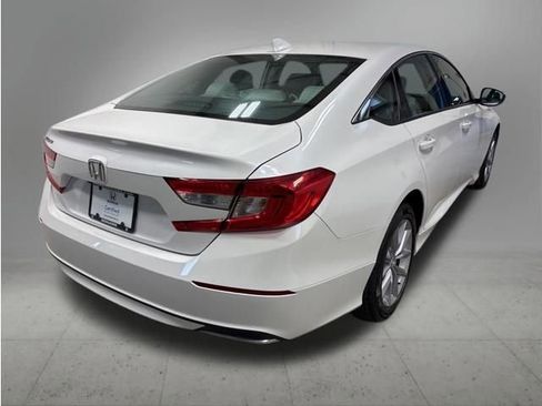 Certified 2021 Honda Accord LX image 6