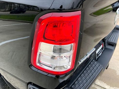 Used 2019 RAM 1500 Big Horn image 26