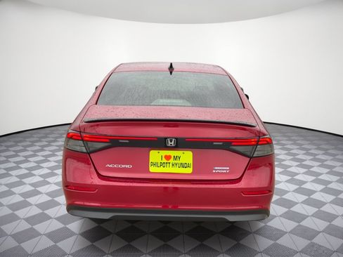 Used 2025 Honda Accord Sport image 11