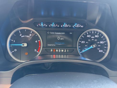 Used 2019 Ford F250 XLT w/ FX4 Off-Road Package AWD/4WD image 11