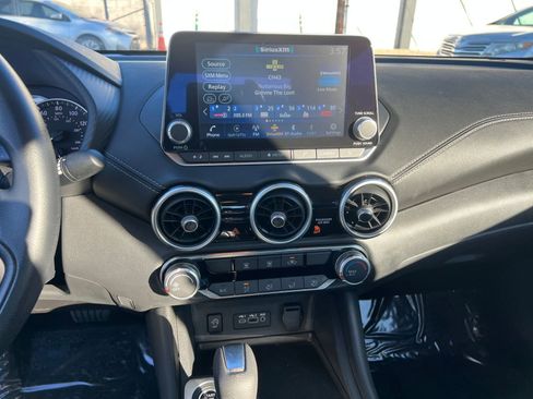Used 2025 Nissan Sentra SV image 18