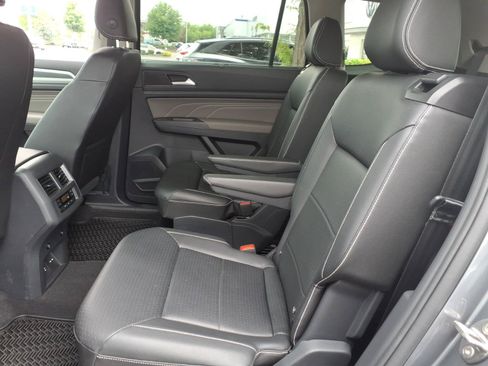 Used 2023 Volkswagen Atlas SEL R-Line AWD/4WD image 15