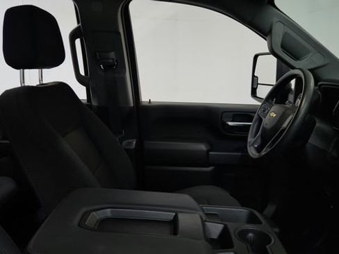 Used 2024 Chevrolet Silverado 2500 Custom w/ Snow Plow Prep/Camper Package image 24