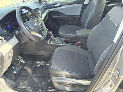 Certified 2024 Volkswagen Taos SE w/ Panoramic Sunroof Package FWD image 14