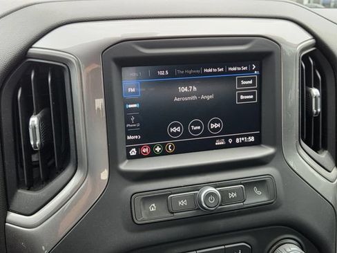 Used 2020 Chevrolet Silverado 1500 Custom w/ Custom Value Package RWD image 20