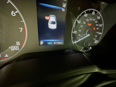 Used 2024 Toyota Corolla LE image 32