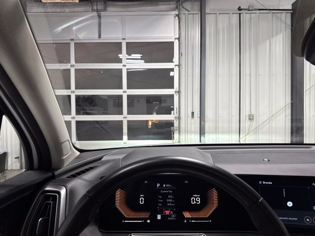 Used 2025 Kia Sorento S w/ Panoramic Sunroof Package FWD image 10