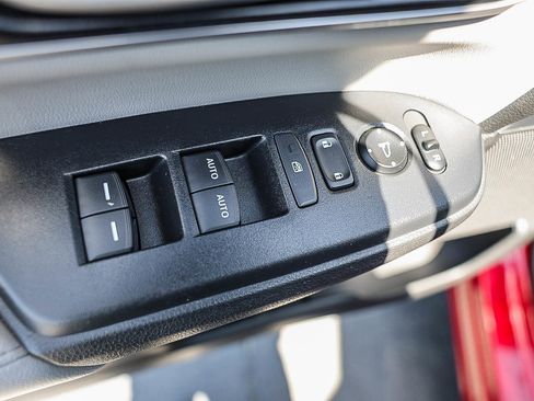 Certified 2022 Honda CR-V Touring image 11