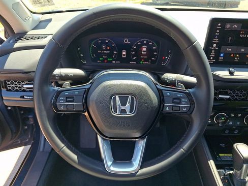 Used 2023 Honda Accord Touring image 20