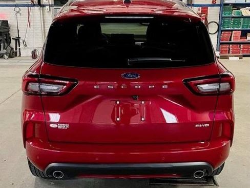 Certified 2024 Ford Escape ST-Line Select w/ Tech Pack #2 image 5