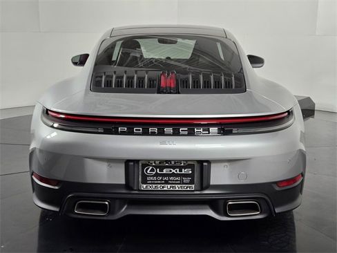 Used 2025 Porsche 911 Carrera image 5
