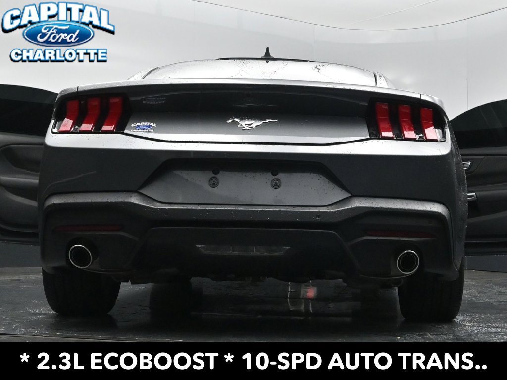 Used 2025 Ford Mustang Coupe RWD image 26