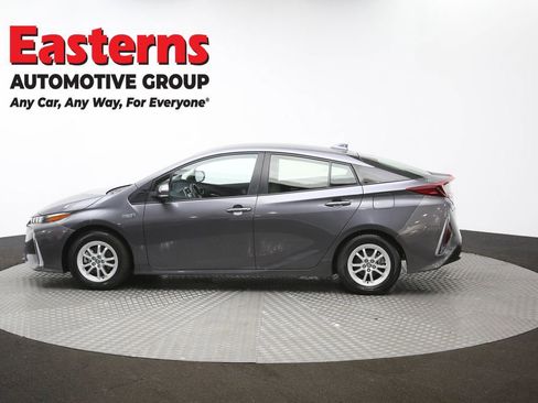 Used 2022 Toyota Prius Prime LE FWD image 58