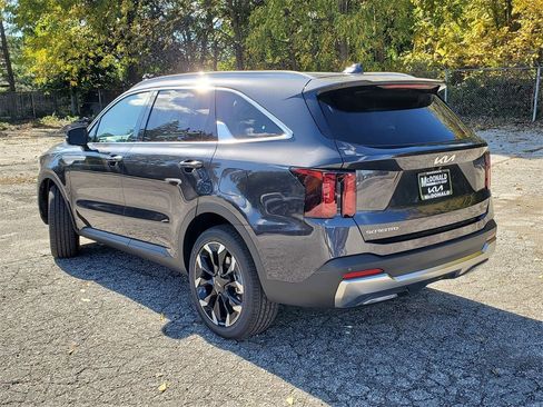 New 2026 Kia Sorento EX image 4