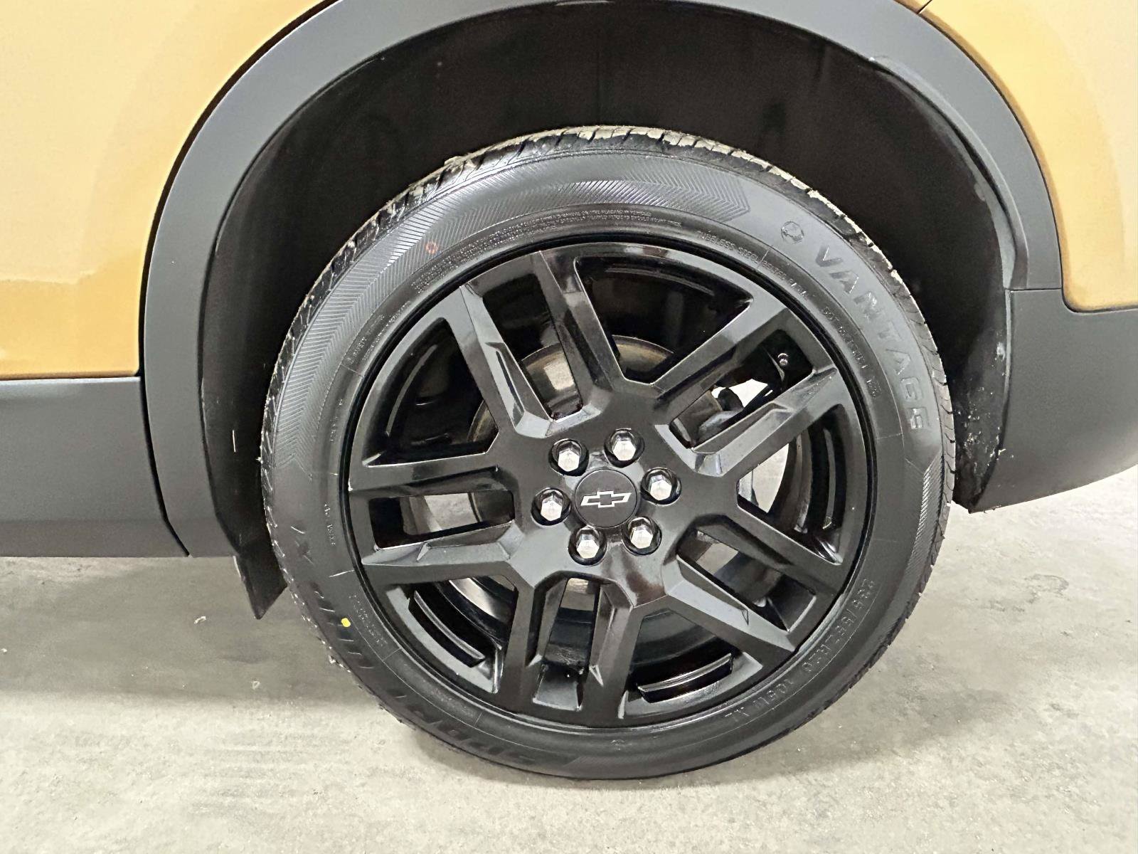 Used 2019 Chevrolet Blazer LT w/ Sun and Wheels Package FWD image 7