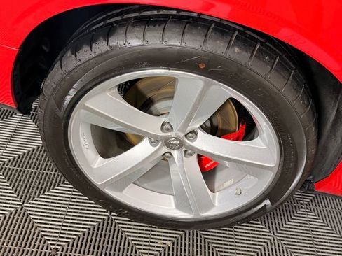 Used 2009 Dodge Challenger SRT8 w/ SRT Option Group II RWD image 16