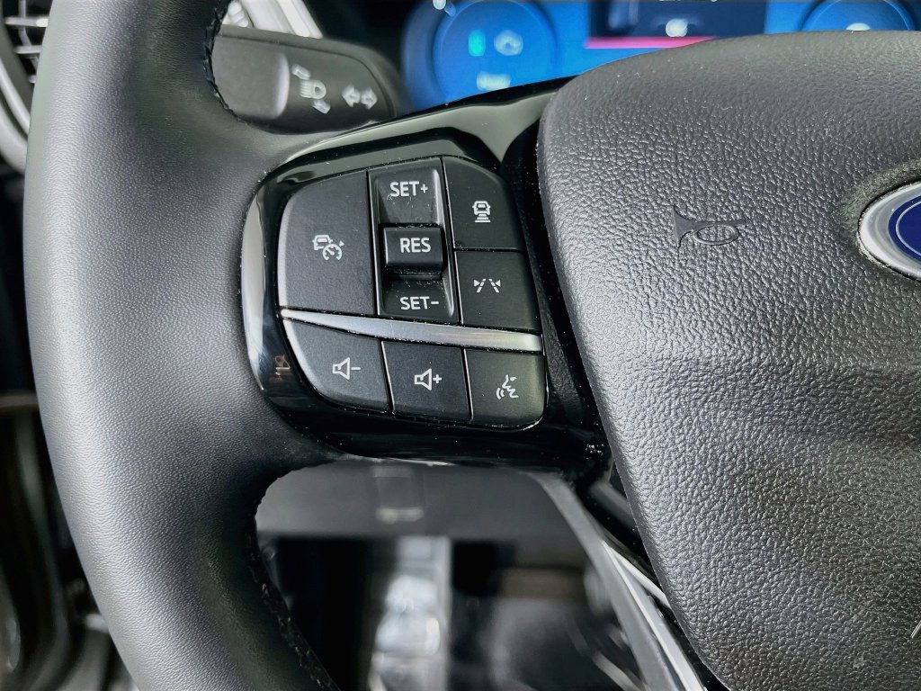 Used 2024 Ford Escape Platinum FWD image 14