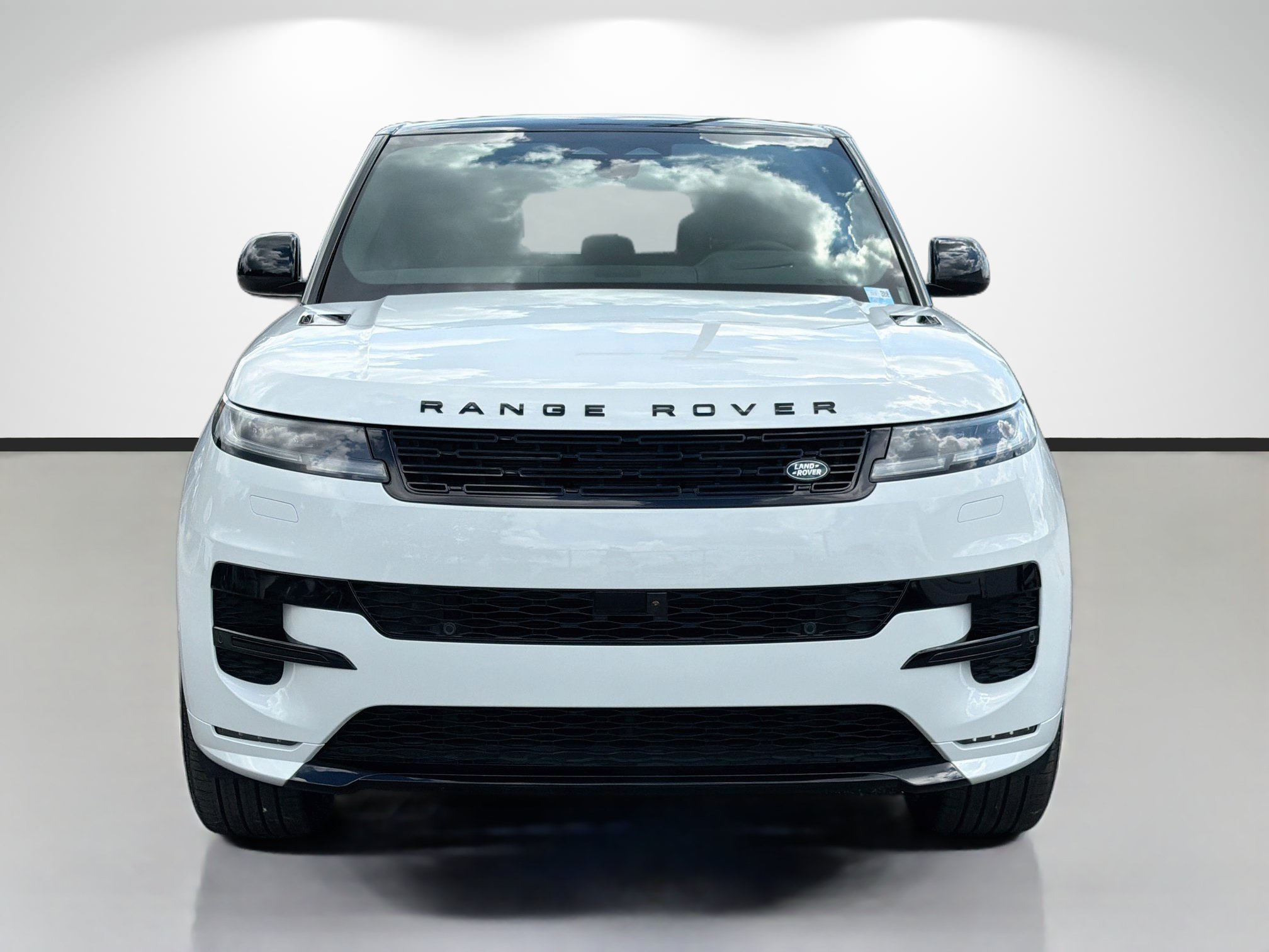 New 2027 Land Rover Range Rover Sport Dynamic SE AWD/4WD image 8