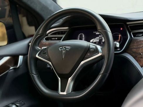 Used 2017 Tesla Model X 100D image 13