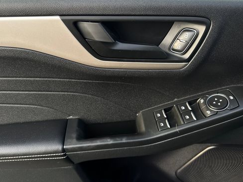 Certified 2022 Ford Escape SE w/ Convenience Package image 10