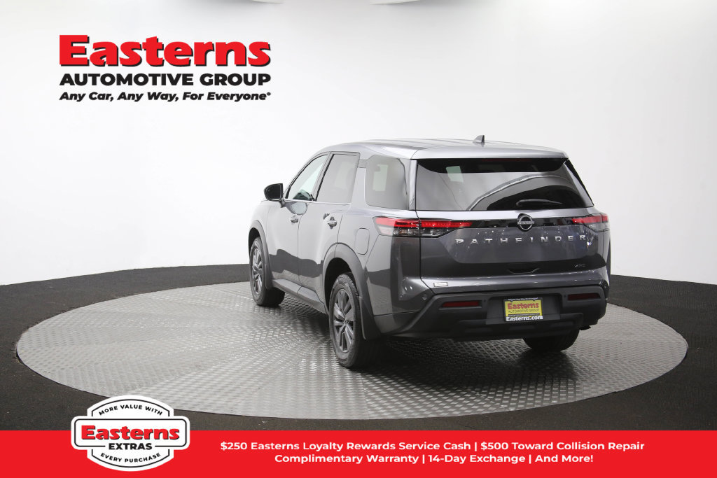 Used 2024 Nissan Pathfinder S AWD/4WD image 68