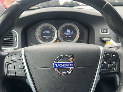 Used 2013 Volvo S60 T5 image 5