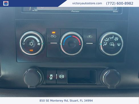 Used 2013 Chevrolet Silverado 2500 W/T AWD/4WD image 18