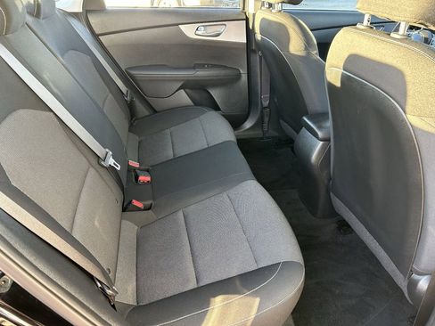 Used 2023 Kia Forte LXS image 11